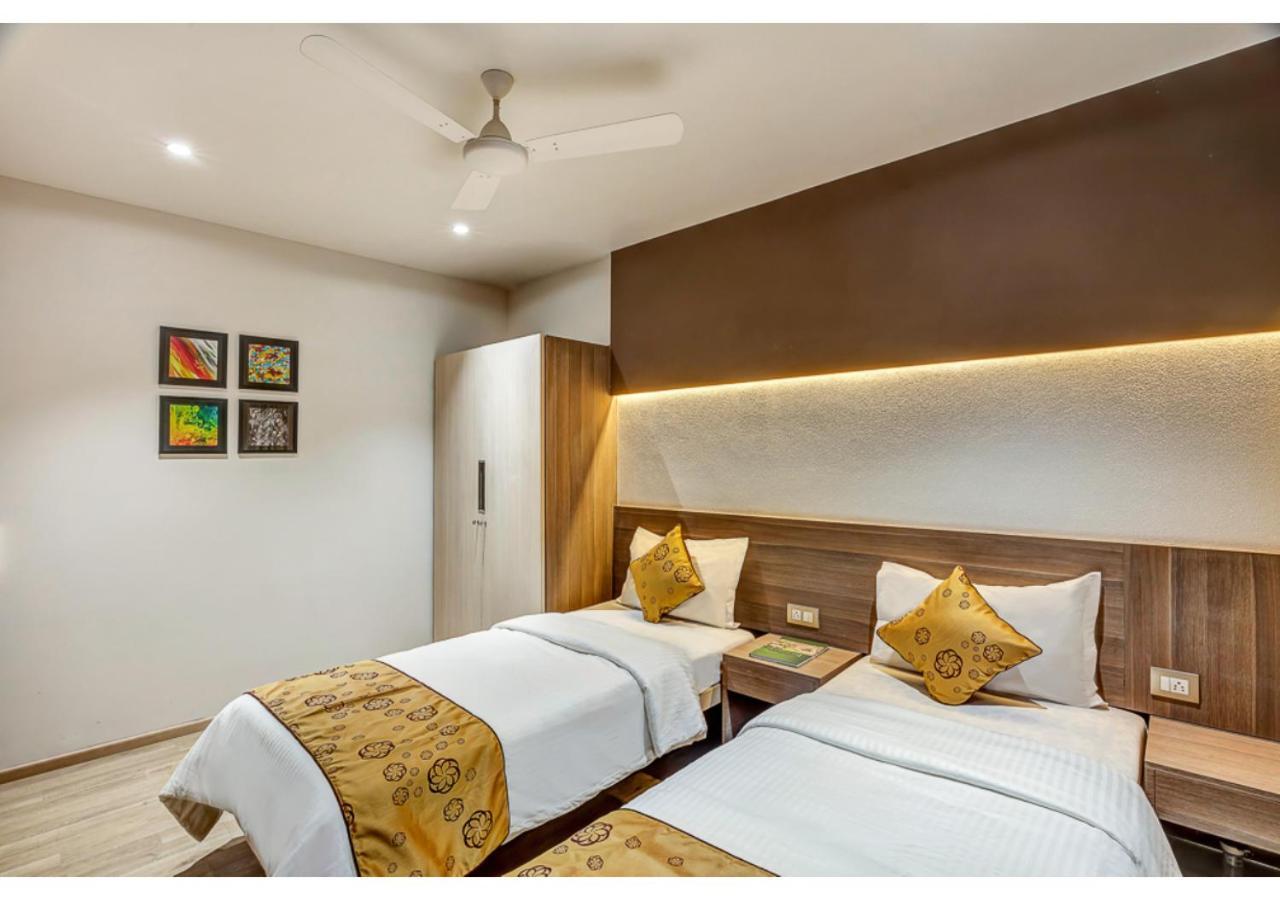 Ashok Deluxe Apartments, Marol Andheri East Mumbai Exterior photo